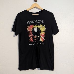 4 FOR $24 Womens Pink Floyd Graphic 90s Grunge Punk Rock Alternative Band Tee